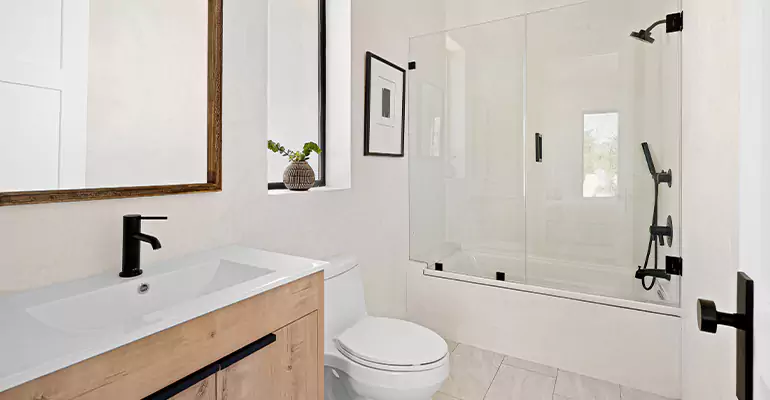 Tub Replacement With Shower in Como